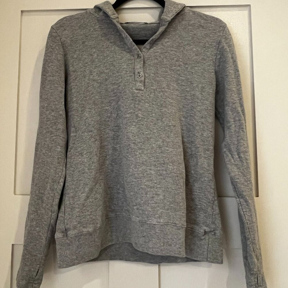 Brandy Melville Waffle Knit Grey Pull-Over Button Up Hoodie